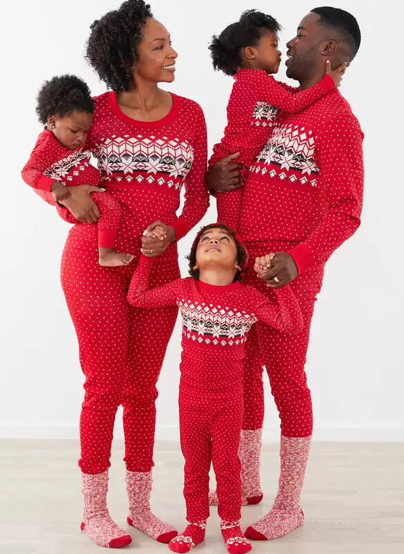 Happy-family-in-Christmas-wear